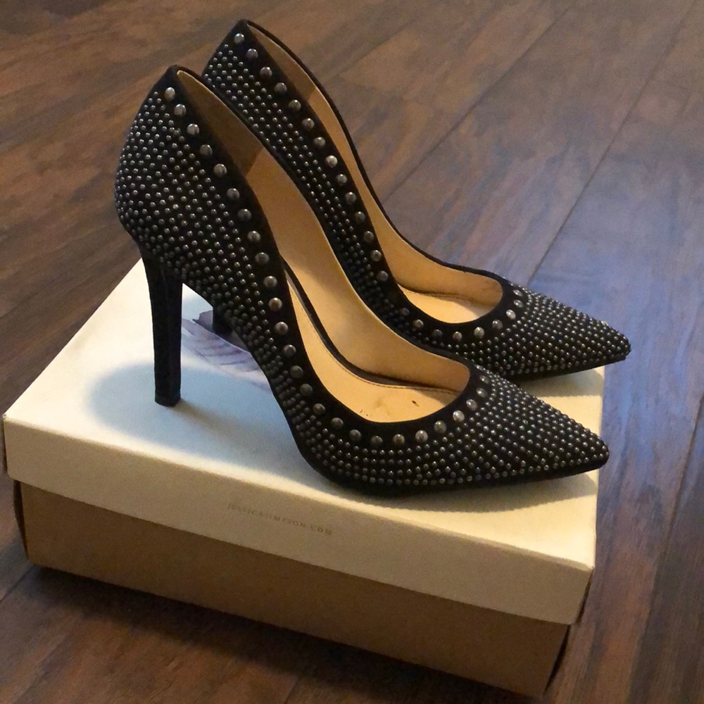 Jessica Simpson Creswell Heel